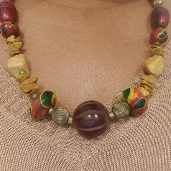 Multi-stoned beaded long necklace - Picture 4 of 8